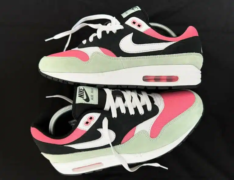 découvrez les meilleurs sites pour acheter des sneakers nike en ligne. profitez d'offres exclusives, de conseils sur les dernières tendances et d'une large sélection de modèles pour tous les passionnés de sneakers.